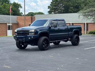 Used 2005 Chevrolet Silverado 2500 LS w/ Heavy-Duty Power Package image 1