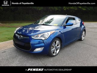Used 2017 Hyundai Veloster Value Edition image 1
