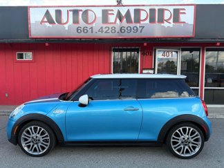 Used 2015 MINI Cooper S image 1