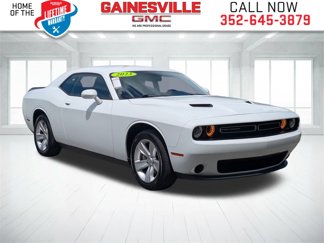 Used 2023 Dodge Challenger SXT image 1