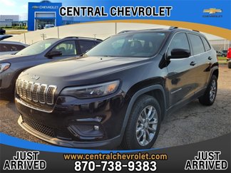 Used 2019 Jeep Cherokee Latitude Plus image 1