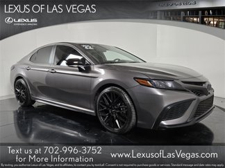 Used 2022 Toyota Camry SE image 1