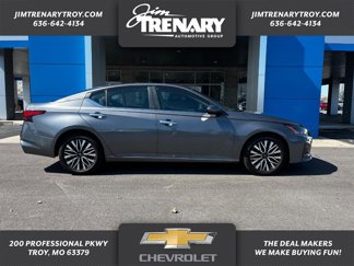Used 2024 Nissan Altima 2.5 SV w/ SV Premium Package image 1
