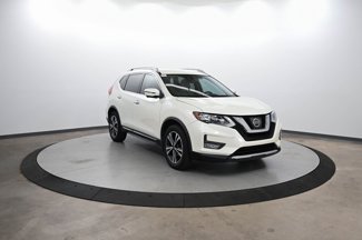 Used 2017 Nissan Rogue SL image 1