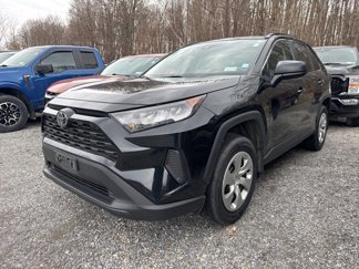 Used 2020 Toyota RAV4 LE image 1