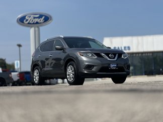 Used 2015 Nissan Rogue S image 1