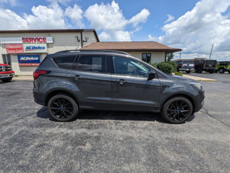 Used 2019 Ford Escape SE image 1