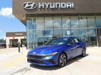 New 2025 Hyundai Elantra Sport w/ Cargo Package image 1