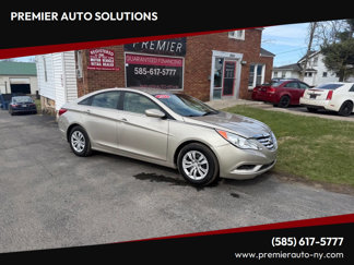 Used 2011 Hyundai Sonata GLS image 1