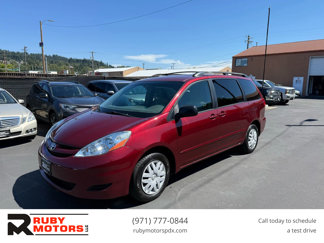 Used 2009 Toyota Sienna LE image 1