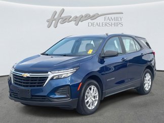 Used 2022 Chevrolet Equinox LS image 1
