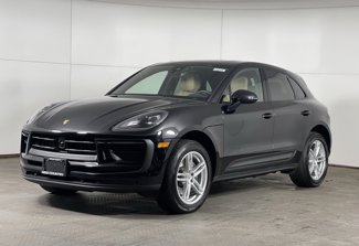 Used 2024 Porsche Macan image 1