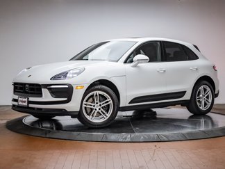 Certified 2025 Porsche Macan image 1