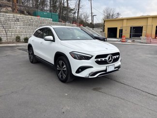 Used 2025 Mercedes-Benz GLA 250 4MATIC image 1