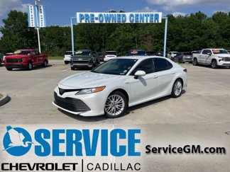 Used 2020 Toyota Camry XLE image 1