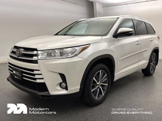 Used 2018 Toyota Highlander XLE image 1