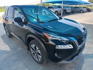 Used 2023 Nissan Rogue SV image 1