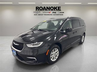 Used 2022 Chrysler Pacifica Touring-L image 1