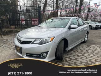 Used 2013 Toyota Camry SE image 1