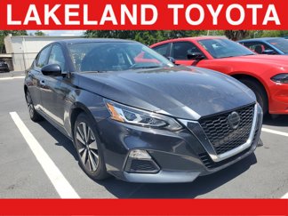 Used 2022 Nissan Altima 2.5 SV image 1