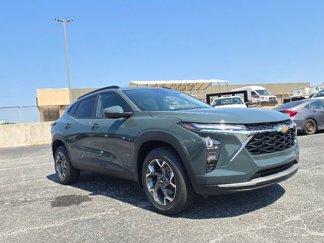 New 2025 Chevrolet Trax LT w/ Driver Confidence Package image 1