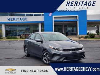 Used 2023 Kia Forte LXS video 1