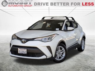 Used 2020 Toyota C-HR XLE image 1