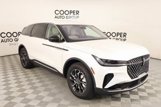 New 2025 Lincoln Nautilus Premier image 1