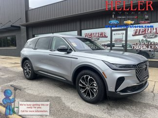 Used 2024 Lincoln Nautilus Premier image 1