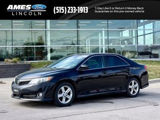 Used 2013 Toyota Camry LE image 1