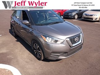 Used 2019 Nissan Kicks SV image 1