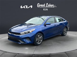 Used 2023 Kia Forte LXS image 1