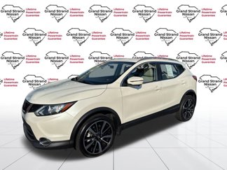 Used 2018 Nissan Rogue Sport SL image 1