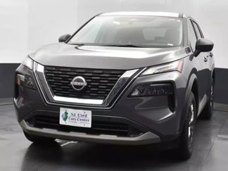 Used 2023 Nissan Rogue S image 1