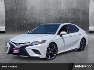Used 2018 Toyota Camry XSE image 1