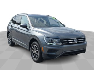 Used 2020 Volkswagen Tiguan SE w/ Panoramic Sunroof Package image 1