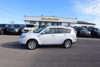 Used 2008 Mitsubishi Outlander SE image 1