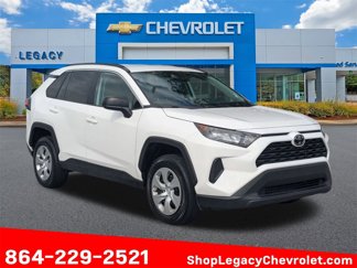 Used 2021 Toyota RAV4 LE image 1