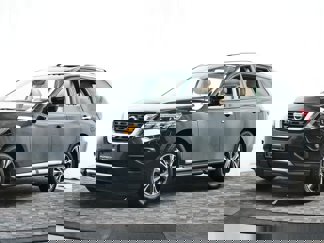 Used 2020 Nissan Pathfinder Platinum image 1