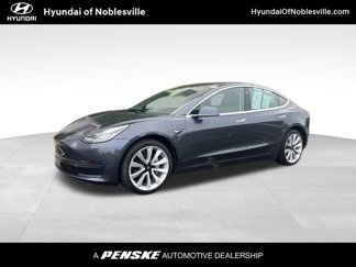 Used 2018 Tesla Model 3 Mid Range image 1