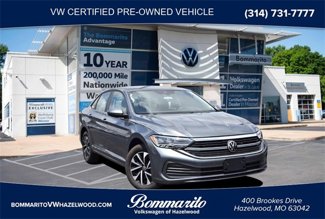 Used 2024 Volkswagen Jetta S image 1