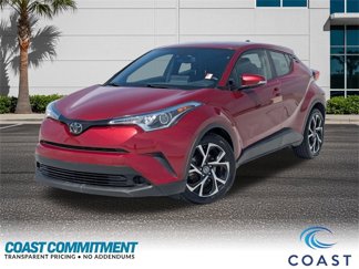 Used 2019 Toyota C-HR XLE image 1