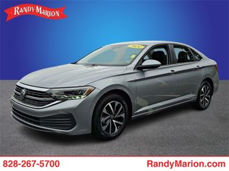 Used 2024 Volkswagen Jetta S image 1