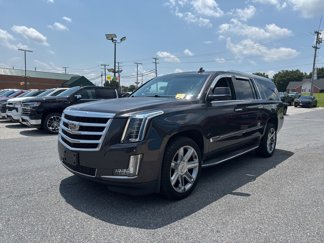 Used 2016 Cadillac Escalade ESV Luxury image 1