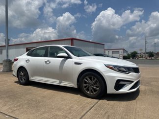 Used 2020 Kia Optima LX image 1