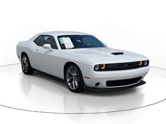 Used 2022 Dodge Challenger GT image 1