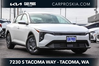 New 2025 Kia K4 LX image 1