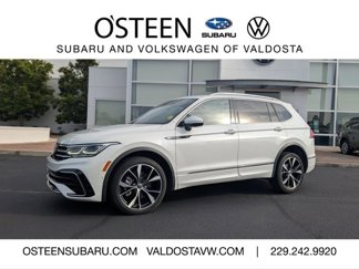 Certified 2022 Volkswagen Tiguan SEL R-Line image 1