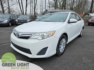 Used 2012 Toyota Camry LE image 1