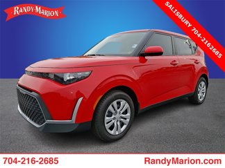 Certified 2025 Kia Soul LX image 1